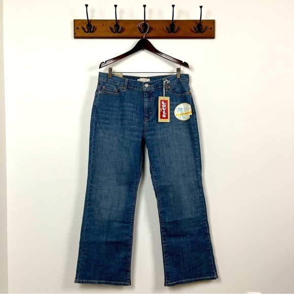 Levi 512 Perfectly Slimming Boot Cut. NWT Blue. Size 16 Short - Picture 4 of 10